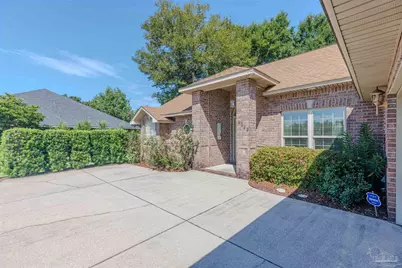 4252 Lancaster Gate Dr, Pace, FL 32571 - Photo 10