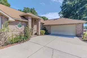 4252 Lancaster Gate Dr, Pace, FL 32571 - Photo 8