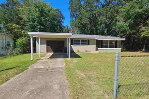 904 Artesian Ave, Pensacola, FL 32505 - Photo 1