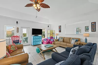 22 Ensenada Marbella, Pensacola Beach, FL 32561 - Photo 4