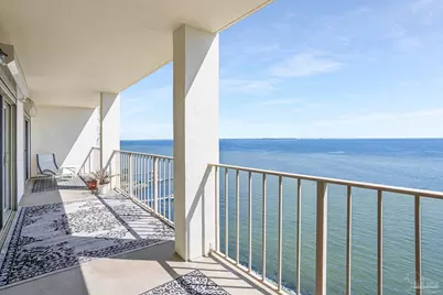 615 Bayshore Dr #1005, Pensacola, FL 32507 - Photo 2