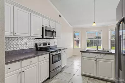 8213 Hartington Dr, Navarre, FL 32566 - Photo 14