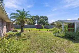 8213 Hartington Dr, Navarre, FL 32566 - Photo 6