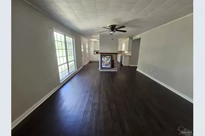 150 Springdale Cir, Pensacola, FL 32503 - Photo 8