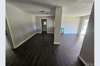 150 Springdale Cir, Pensacola, FL 32503 - Photo 6