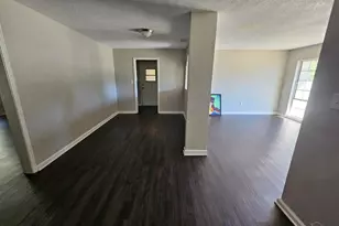 150 Springdale Cir, Pensacola, FL 32503 - Photo 6