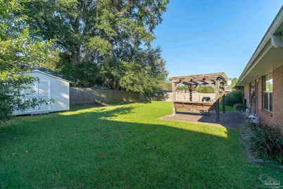 2104 Jarrod Dr, Cantonment, FL 32533 - Photo 4