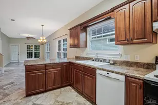 197 Wildflower Ln, Pensacola, FL 32514 - Photo 6