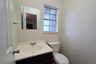 112 Warwick Ave, Pensacola, FL 32503 - Photo 14