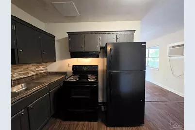 112 Warwick Ave, Pensacola, FL 32503 - Photo 8