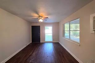 112 Warwick Ave, Pensacola, FL 32503 - Photo 6