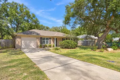 5640 Government Dr, Gulf Breeze, FL 32563 - Photo 2