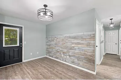 5640 Government Dr, Gulf Breeze, FL 32563 - Photo 8