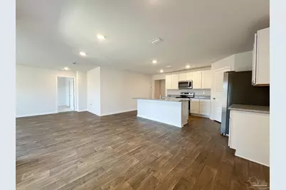 2340 Kirkwood Dr, Cantonment, FL 32533 - Photo 4