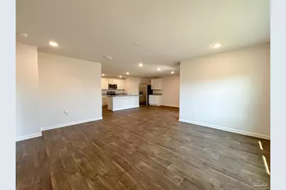 2340 Kirkwood Dr, Cantonment, FL 32533 - Photo 12
