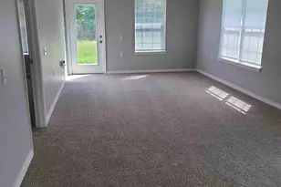 2321 Bur Oak Dr, Cantonment, FL 32533 - Photo 4