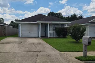 2321 Bur Oak Dr, Cantonment, FL 32533 - Photo 1