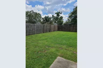 2321 Bur Oak Dr, Cantonment, FL 32533 - Photo 2