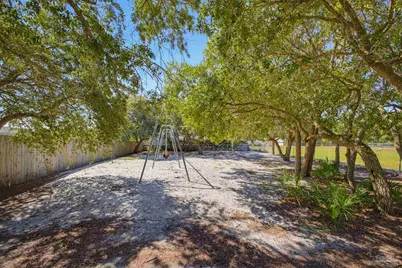 6464 Sandkey Cv, Gulf Breeze, FL 32563 - Photo 8