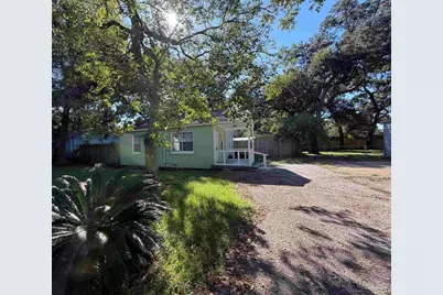 53 W Carver Dr, Pensacola, FL 32507 - Photo 2