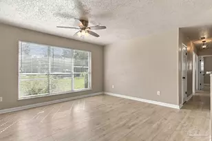 208 Topaz Ave, Pensacola, FL 32505 - Photo 6
