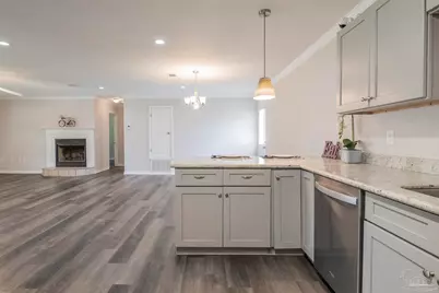 1009 Rachel Cir, Cantonment, FL 32533 - Photo 20