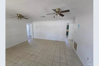 1790 Abercrombie Rd, Gulf Breeze, FL 32563 - Photo 4