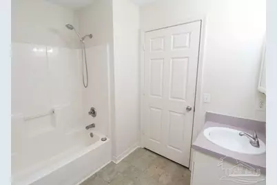 4121 Woodfin Cir, Pace, FL 32571 - Photo 10