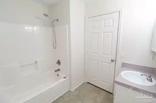 4121 Woodfin Cir, Pace, FL 32571 - Photo 10
