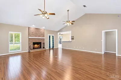 5232 Emerald Dr, Pace, FL 32571 - Photo 10