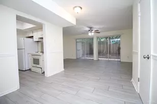 8150 Lillian Hwy, Pensacola, FL 32506 - Photo 2