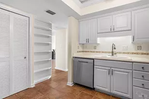 615 Bayshore Dr, Pensacola, FL 32507 - Photo 10