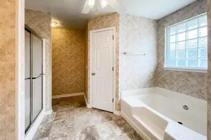 2533 Jibe Dr, Pensacola, FL 32507 - Photo 12