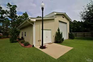 8962 Deer Ln, Navarre, FL 32566 - Photo 42
