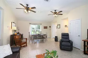 8962 Deer Ln, Navarre, FL 32566 - Photo 10