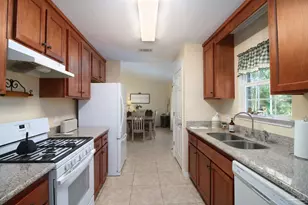 8962 Deer Ln, Navarre, FL 32566 - Photo 14