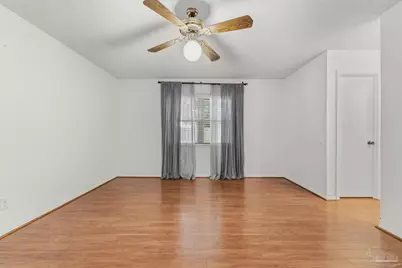 6425 Mariana Dr, Pensacola, FL 32504 - Photo 12