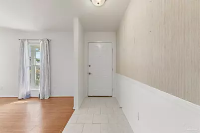 6425 Mariana Dr, Pensacola, FL 32504 - Photo 4