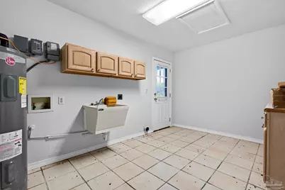 7085 Frank Reeder Rd, Pensacola, FL 32526 - Photo 30