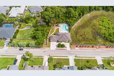 1570 Woodlawn Way, Gulf Breeze, FL 32563 - Photo 72