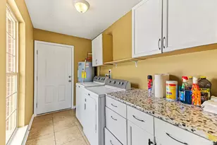 1570 Woodlawn Way, Gulf Breeze, FL 32563 - Photo 16