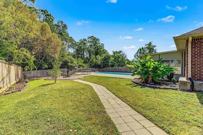 1570 Woodlawn Way, Gulf Breeze, FL 32563 - Photo 6