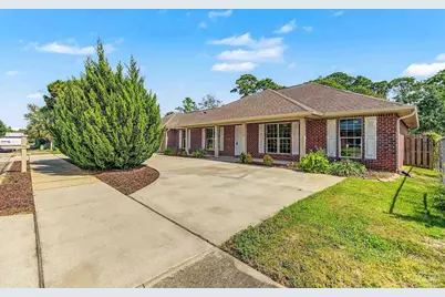 1570 Woodlawn Way, Gulf Breeze, FL 32563 - Photo 4