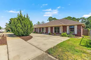 1570 Woodlawn Way, Gulf Breeze, FL 32563 - Photo 4
