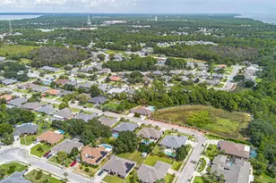 1570 Woodlawn Way, Gulf Breeze, FL 32563 - Photo 64