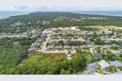 1570 Woodlawn Way, Gulf Breeze, FL 32563 - Photo 68