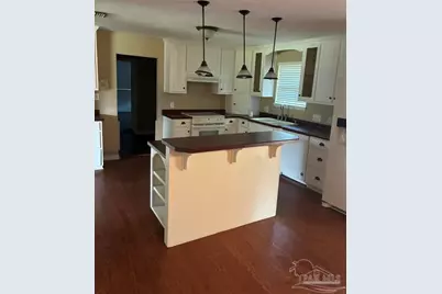 222 W Avery St, Pensacola, FL 32501 - Photo 8