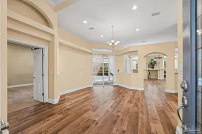 4100 Bamboo Dr, Pensacola, FL 32526 - Photo 4