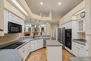 4100 Bamboo Dr, Pensacola, FL 32526 - Photo 14