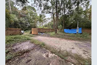 611 Bremen Ave, Pensacola, FL 32507 - Photo 10